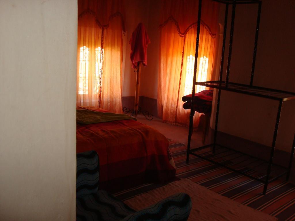 ホテル Kasbah Ait Kassi Boumalne エクステリア 写真